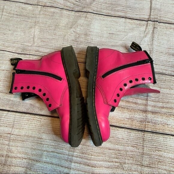 Dr. Martens Pink Boots Size 5 - Picture 5 of 9